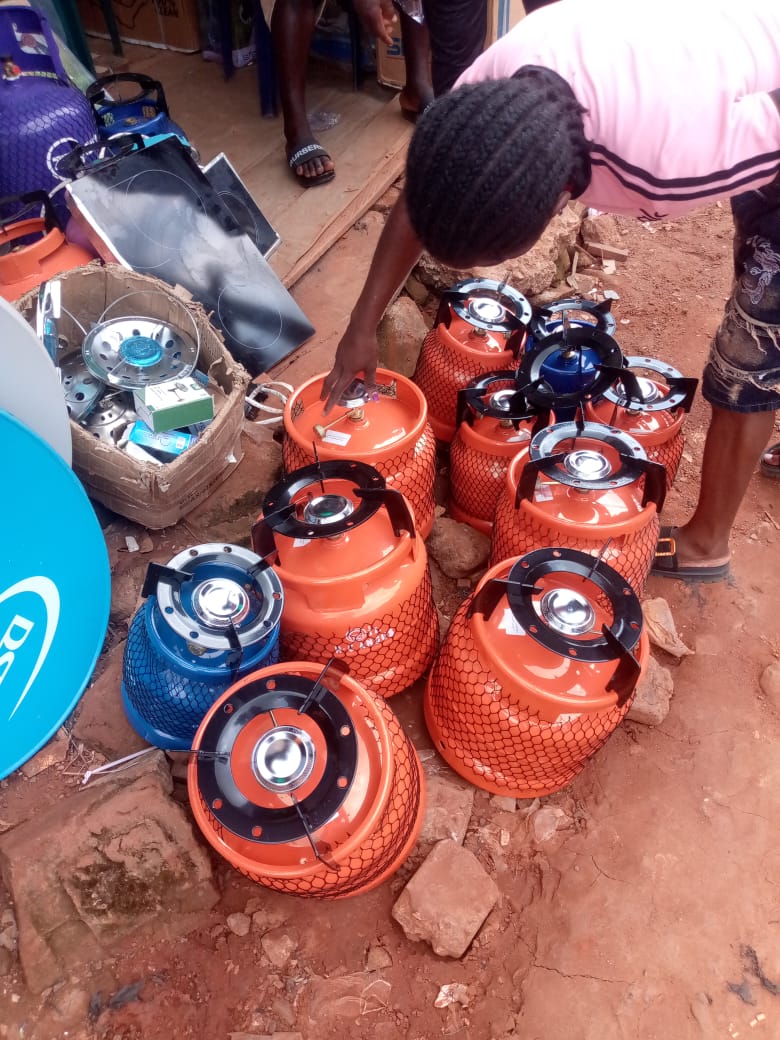 Gas cylinder