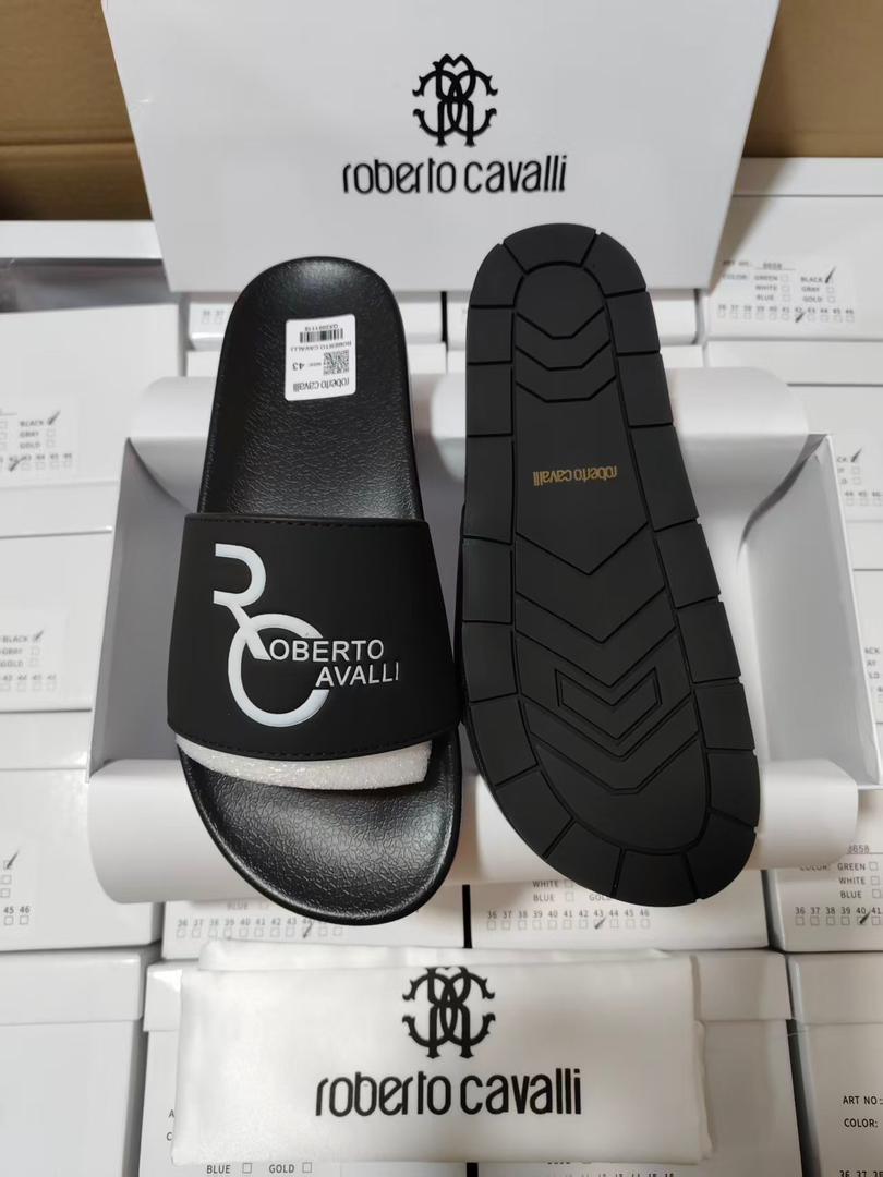 ITALO IDEAL PLAZA.
